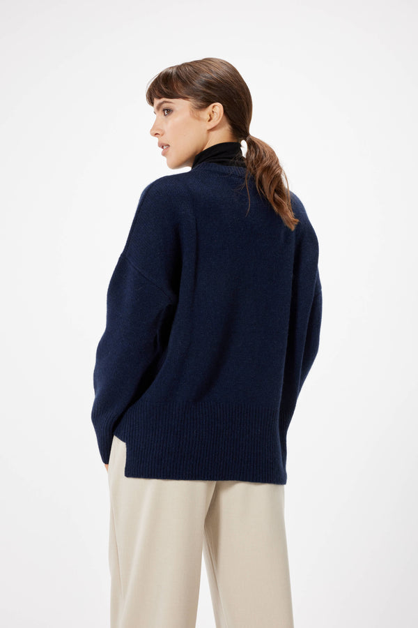 Cotes Sweater in Navy