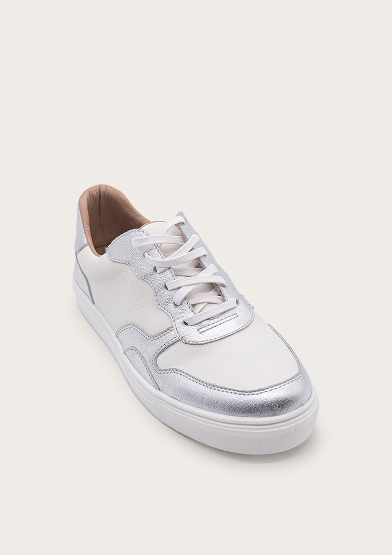 asscher contrast leather lace-up sneaker - Silver